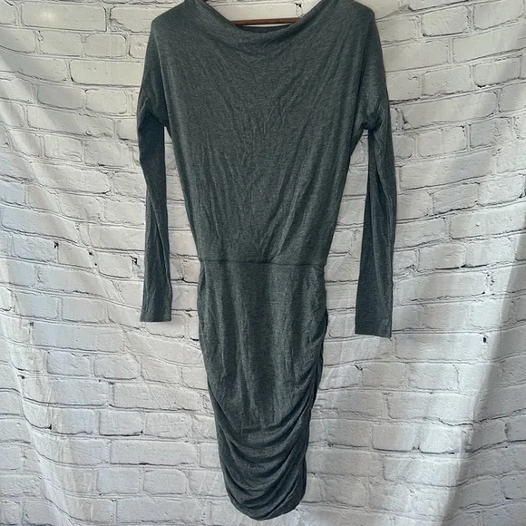Athleta Gray Long Sleeve Dress Size XXS Excellent Condition - Picture 2 of 10